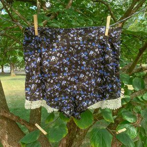Forever 21 Floral Flowy Shorts With Crochet Detail